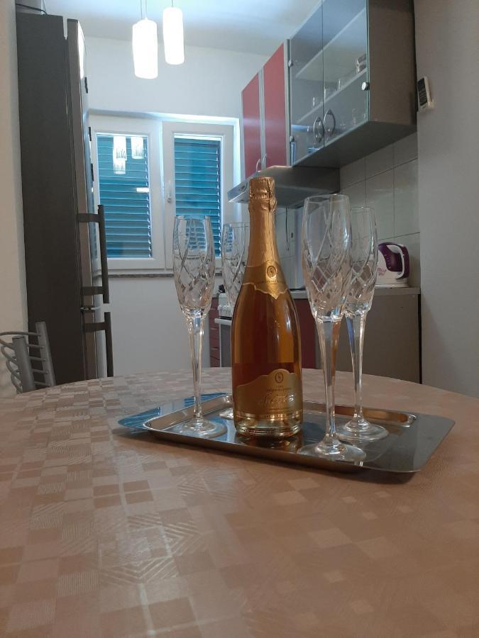 Apartments Borna Drage Zewnętrze zdjęcie